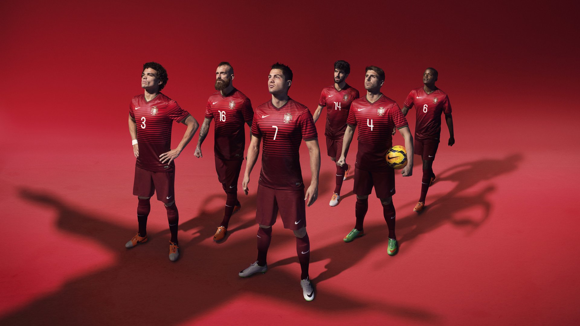 特色青训“双引擎”打造行业新动能，产业链逐渐完备，建立国内顶级青训体系