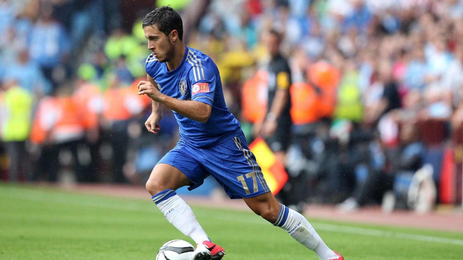 英超：利物浦借助中场新星，3-0击败热刺，英超2021利物浦